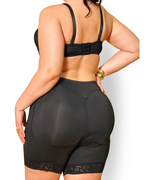 Hourglass ™ Low Waist Lace Lower Body Sculpting Shorts