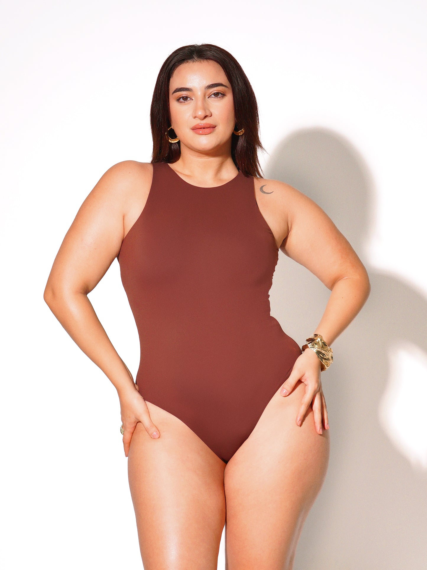 Hourglass ™ Seamless Crew-Neck Shapewear Bodysuit